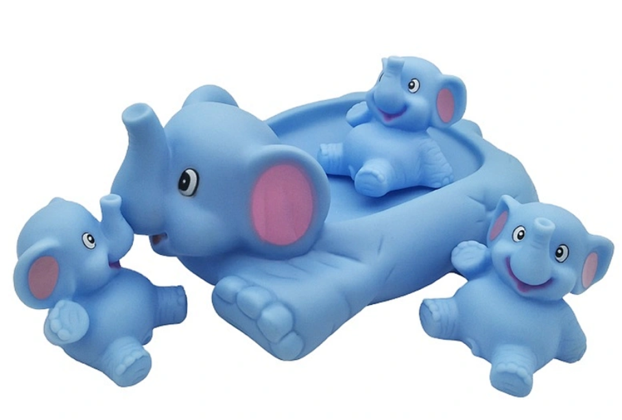 baby shark bath toy blue shark family bath boat toy set with blue shark family and bath boat toy figures for kids OEM wholesale bath toys